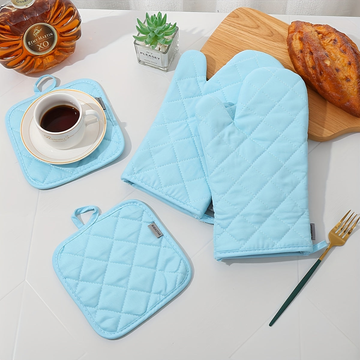 4-Piece Heat-Resistant Oven Mitts & Pot Holders Set (13")