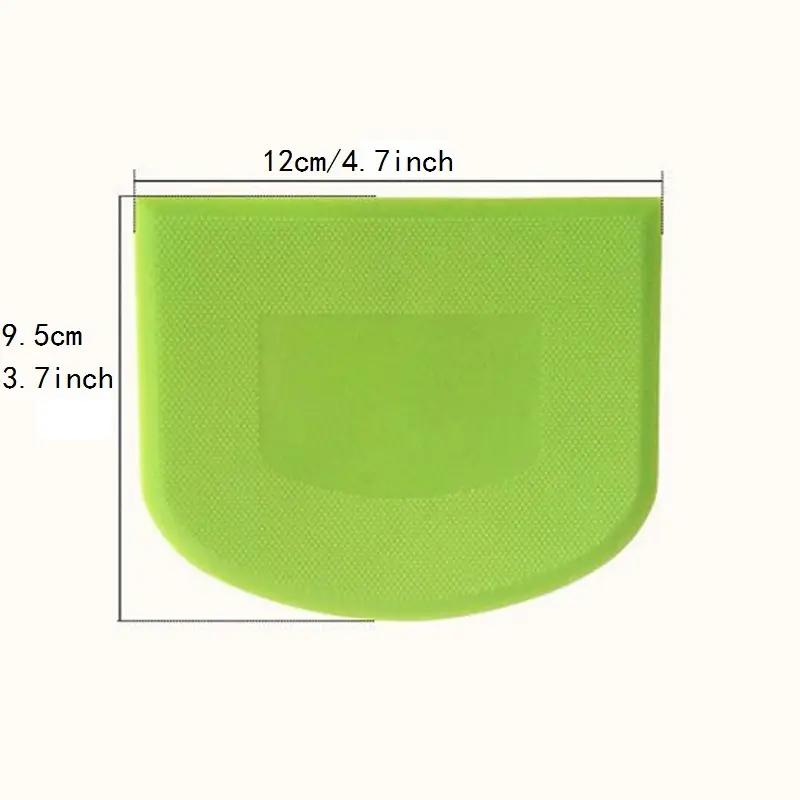 Plastic Cake Cream Spatula – 1pc