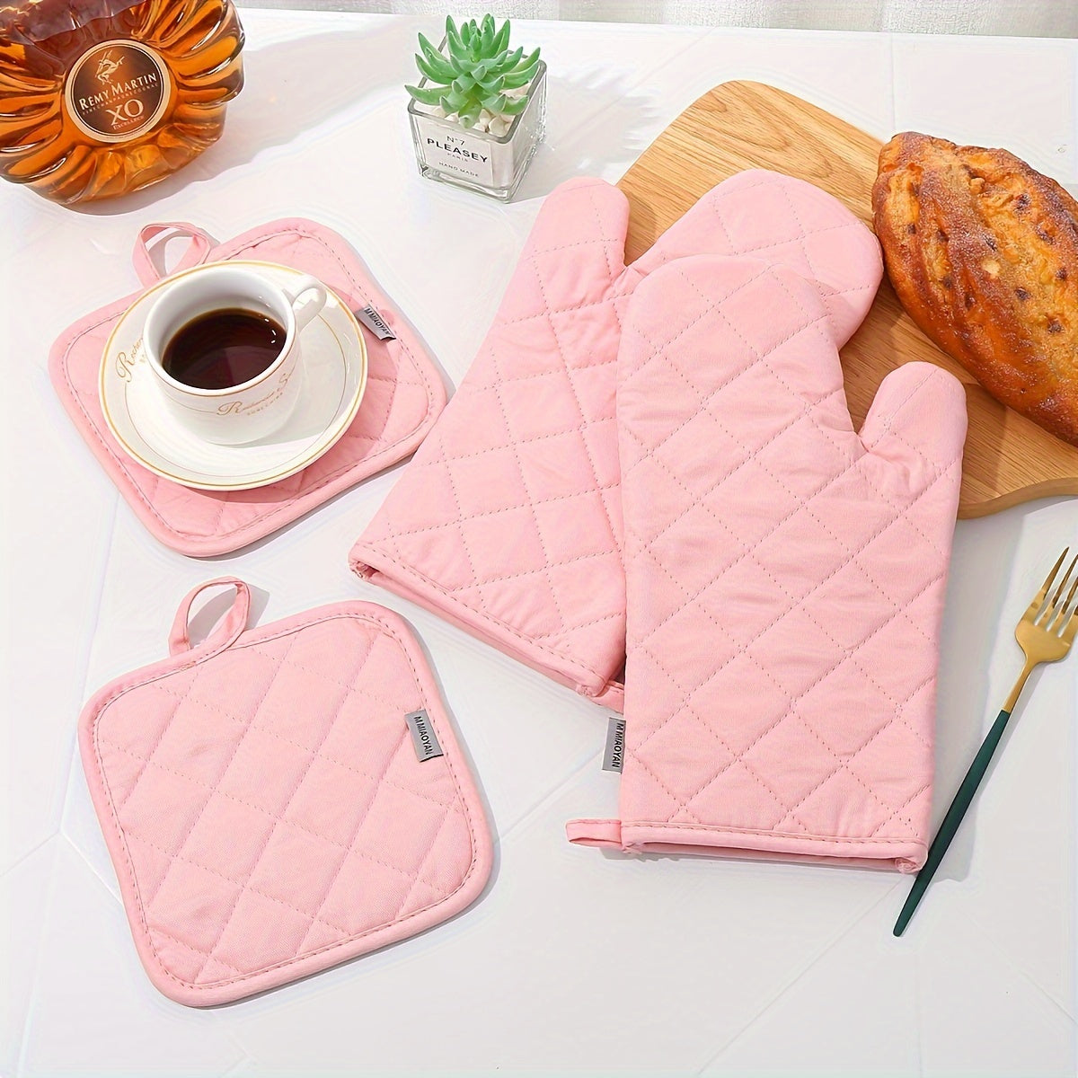 4-Piece Heat-Resistant Oven Mitts & Pot Holders Set (13")