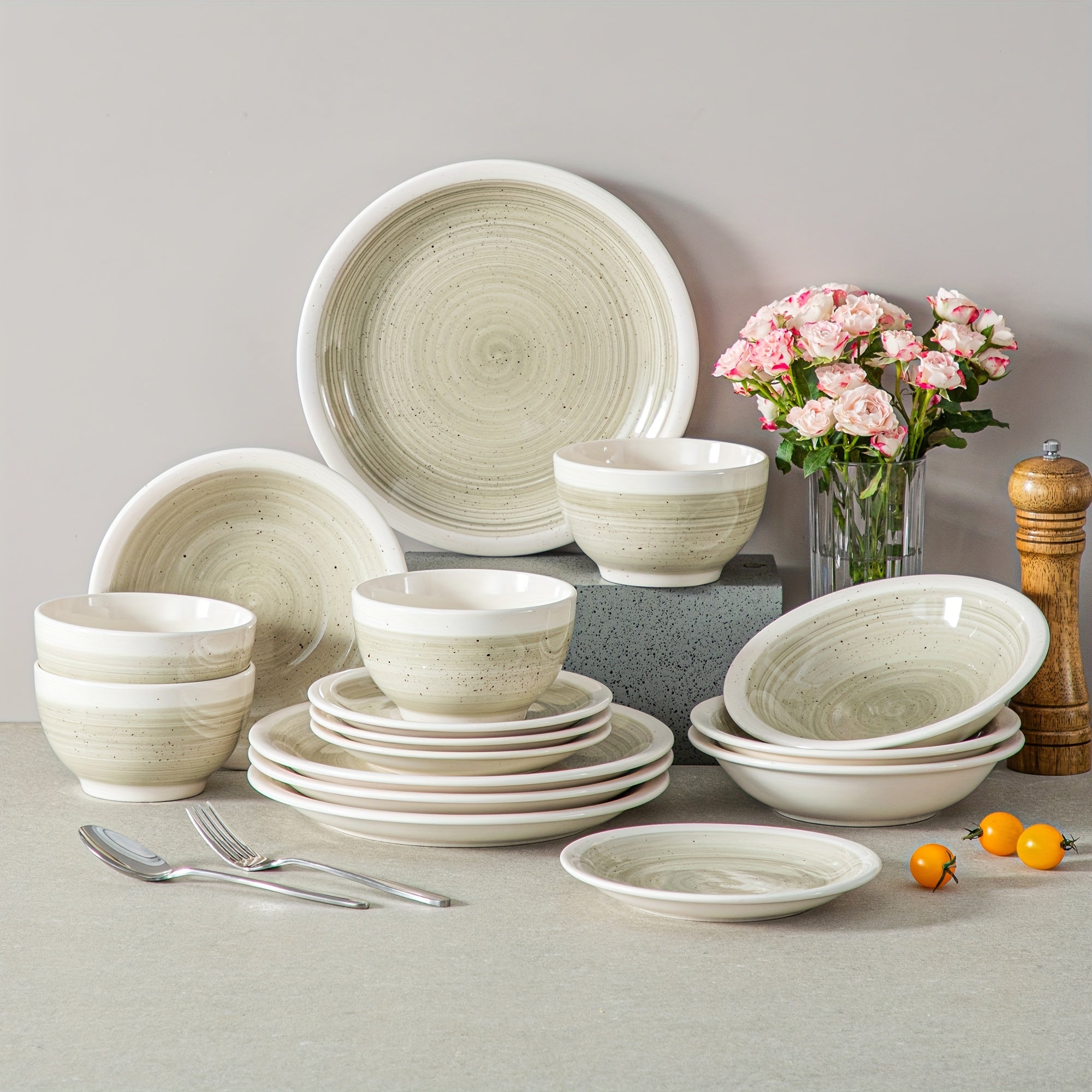Porcelain  Dinnerware Set