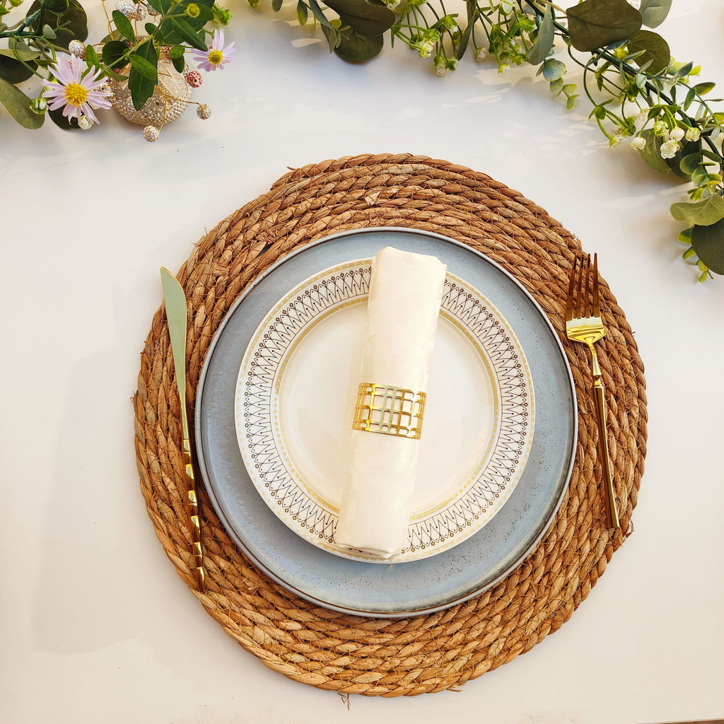 6-Pack Natural Woven Placemats – Rustic Cattail Grass Table Mats